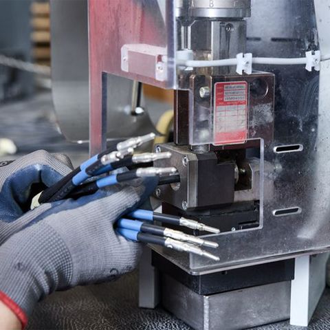 produzione cablaggi elettrici vicab